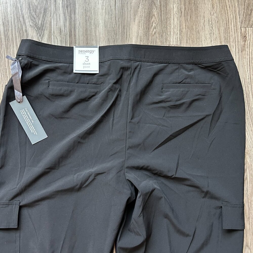 Chico's Zenergy Neema Courtney Black Cargo Pants Short Size 3 (16) NWT - Picture 7 of 8